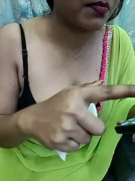 Cute Kritika online show from October 4, 2025, 4:54 am