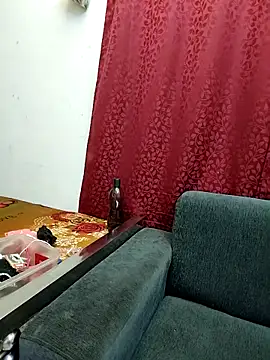 Cute Kritika online show from December 19, 2025, 3:35 am