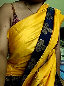 Cute Kritika online show from February 14, 2026, 4:31 am