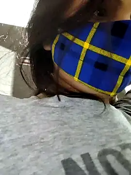 illay love online show from March 18, 2025, 3:09 am