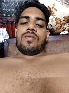 Rajsingh9650 online show from October 3, 2025, 2:14 pm