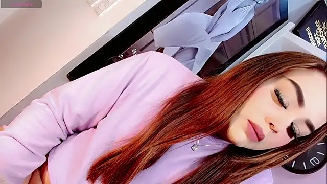 Sophia-Isabella online show from March 8, 2025, 1:06 am