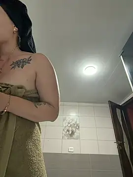 Snapshot of Tatti-Go chatting on July 7, 2026, 6:23 pm Tatti-Go online show from July 7, 2026, 6:23 pm