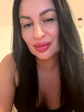 Helena7077 online show from September 23, 2025, 8:56 pm