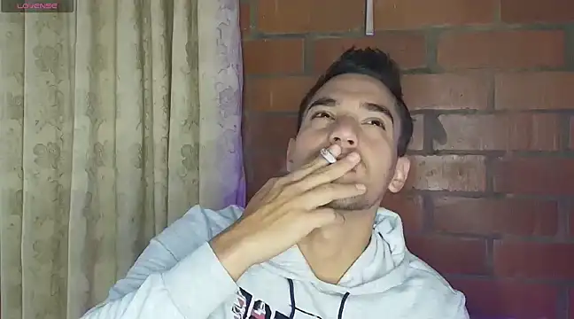 Leandro valenzuela online show from February 13, 2025, 2:31 pm