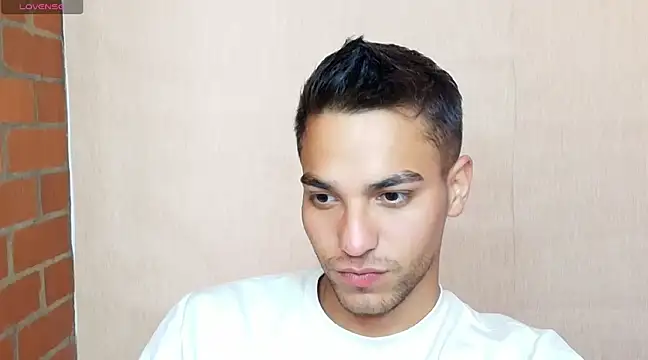 Leandro valenzuela online show from February 27, 2025, 4:21 pm