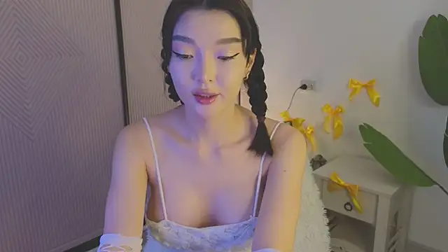 AudreyMell online show from December 24, 2024, 3:26 pm