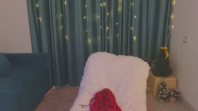 AudreyMell online show from December 30, 2024, 5:44 pm