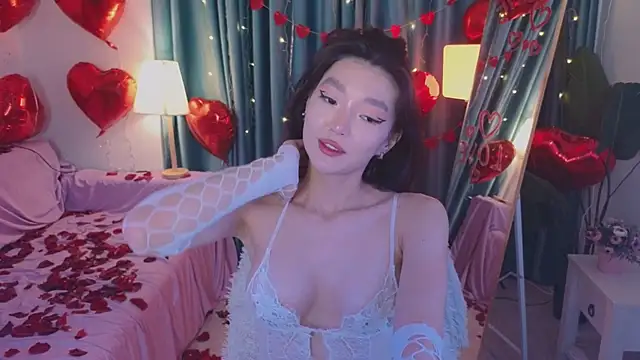 AudreyMell online show from February 11, 2025, 3:18 pm