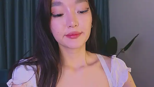 AudreyMell online show from February 26, 2025, 5:50 pm