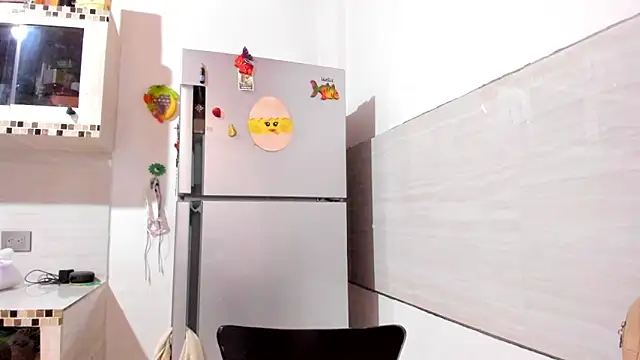 Biancasantillana online show from November 2, 2025, 5:04 pm