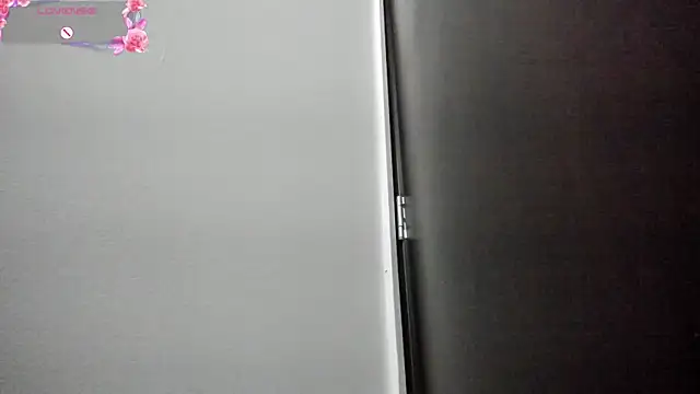 Estefany777 online show from March 21, 2025, 5:45 pm