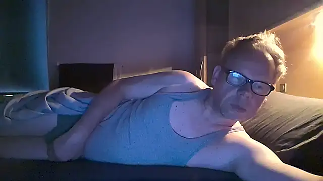 kinkyslet8 online show from September 10, 2025, 6:24 am