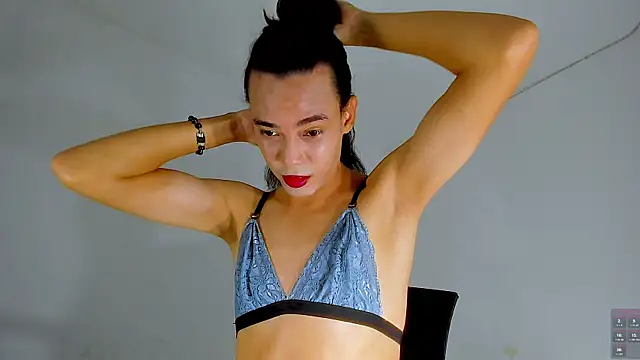 Snapshot of NickSull__ chatting on October 20, 2025, 6:36 am NickSull online show from October 20, 2025, 6:36 am