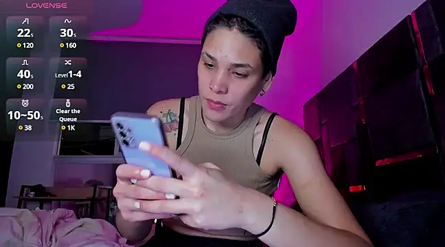 Charlee pink online show from February 18, 2025, 12:59 am