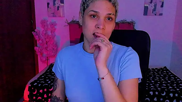 Charlee pink online show from October 24, 2025, 12:41 am