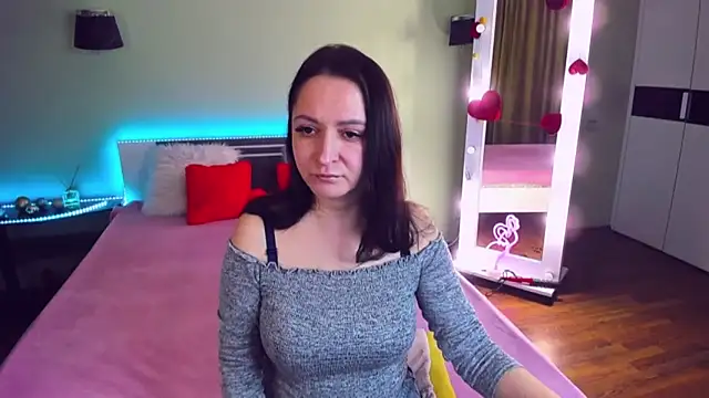 AngellLika online show from March 20, 2025, 1:26 pm