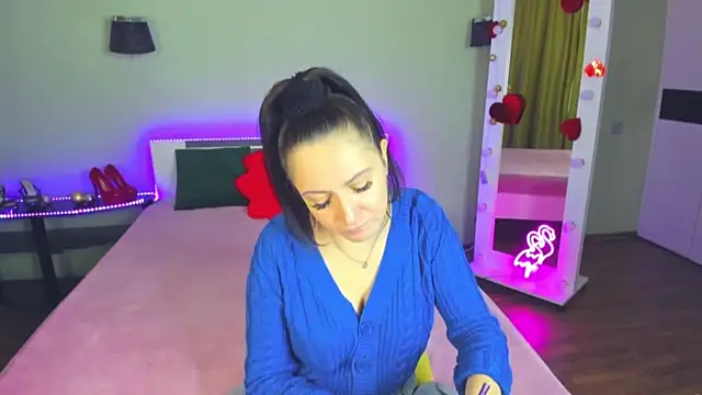 AngellLika online show from October 18, 2025, 12:50 pm