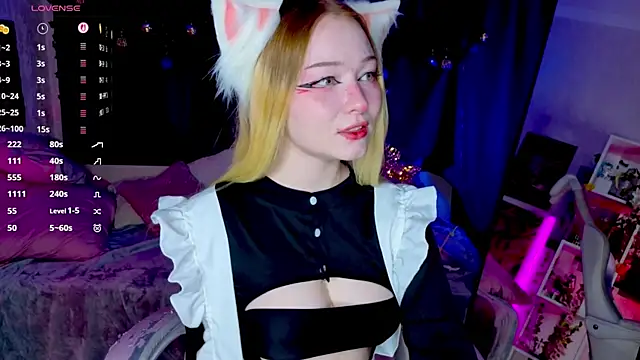 ElswythCovil online show from November 30, 2025, 3:21 am