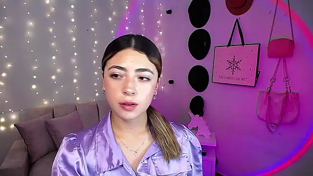 channel blonde a online show from March 4, 2025, 5:03 pm