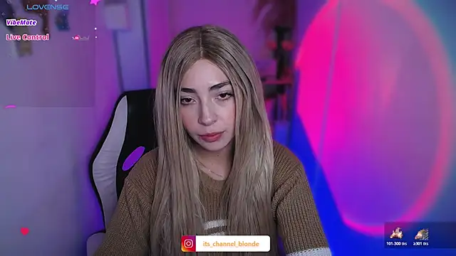 channel blonde a online show from November 26, 2025, 11:50 pm