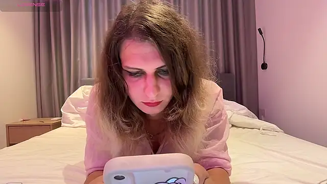 Alice Pinkhead online show from January 6, 2026, 7:12 am