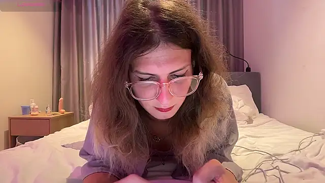 Alice Pinkhead online show from March 9, 2026, 7:23 am