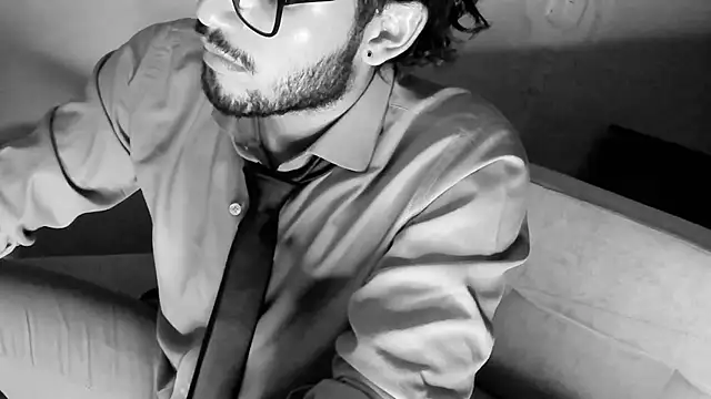 Nicholasrodrii online show from March 2, 2025, 4:17 am