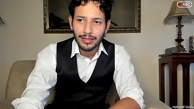 Nicholasrodrii online show from November 29, 2025, 10:46 pm