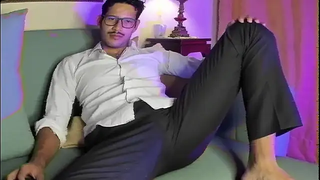 Nicholasrodrii online show from March 9, 2026, 11:09 pm