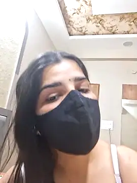 aaliya bhattt online show from March 16, 2026, 6:12 pm