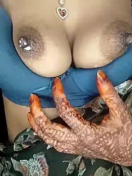 baby soni78690 online show from February 4, 2025, 8:06 pm