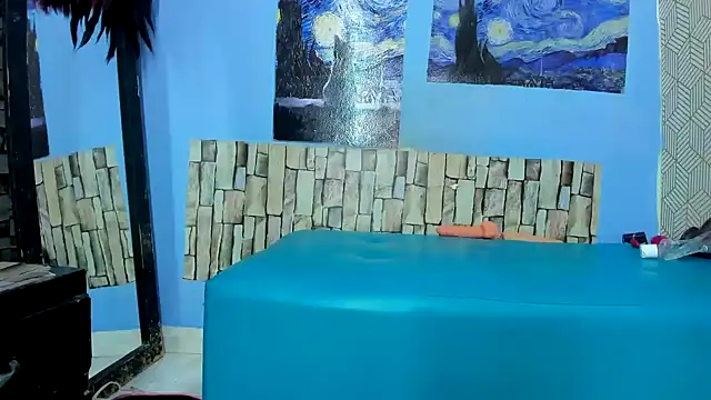 Natalycarter online show from March 6, 2025, 8:16 pm