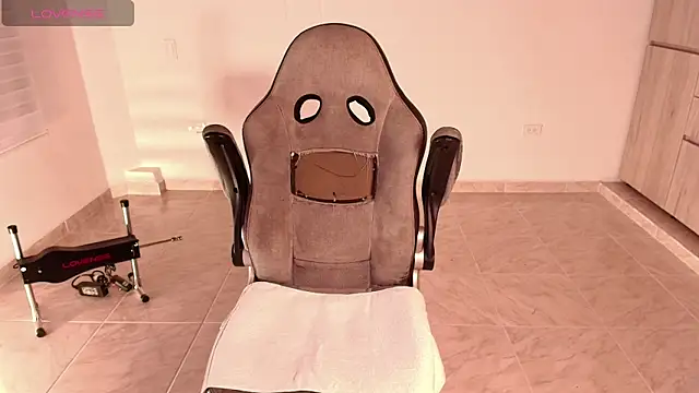 irantzu hank online show from September 24, 2025, 7:39 pm