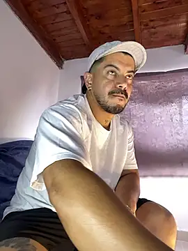 AndresSmith   online show from March 23, 2026, 7:51 pm