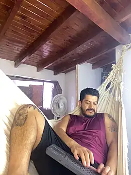 AndresSmith   online show from May 21, 2026, 9:11 pm