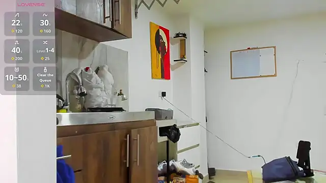 nakedfoam1 online show from April 1, 2026, 1:41 pm