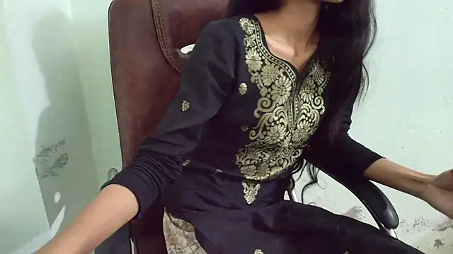 Srabontii online show from March 19, 2025, 1:32 am