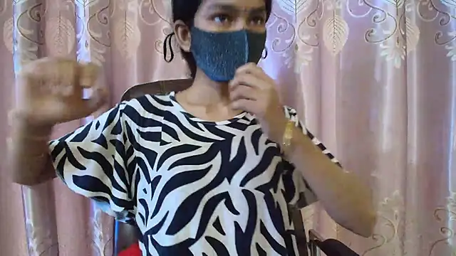 Srabontii online show from October 18, 2025, 6:37 am