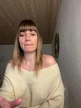 Milla  one online show from February 6, 2025, 1:10 pm