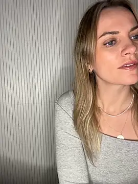 Milla  one online show from October 11, 2025, 5:22 pm