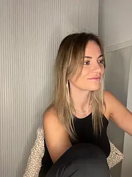 Milla  one online show from November 18, 2025, 6:07 am