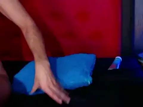 CindyandCarlo online show from March 3, 2025, 6:33 pm