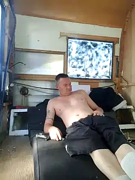 Snapshot of ed44435 chatting on November 10, 2025, 4:17 pm ed44435 online show from November 10, 2025, 4:17 pm