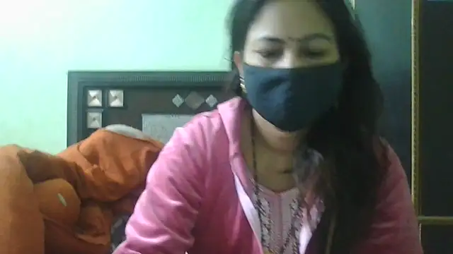 couplesuni online show from November 28, 2025, 3:09 am