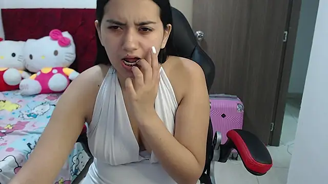 kayla k18 online show from February 8, 2026, 12:14 am