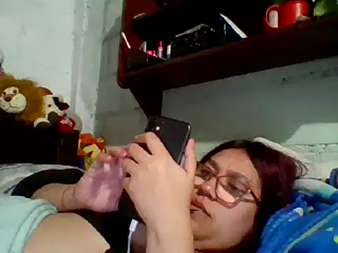Snapshot of dafne19_ chatting on February 1, 2025, 6:21 am dafne19 online show from February 1, 2025, 6:21 am