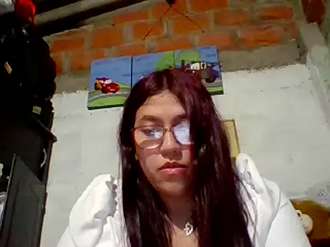 Snapshot of dafne19_ chatting on February 16, 2025, 6:32 am dafne19 online show from February 16, 2025, 6:32 am