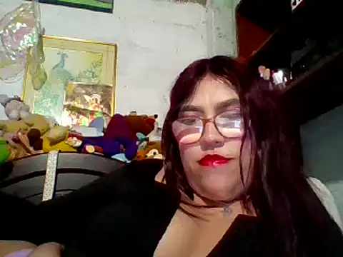 Snapshot of dafne19_ chatting on February 17, 2025, 6:53 am dafne19 online show from February 17, 2025, 6:53 am