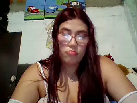 Snapshot of dafne19_ chatting on February 19, 2025, 6:55 am dafne19 online show from February 19, 2025, 6:55 am